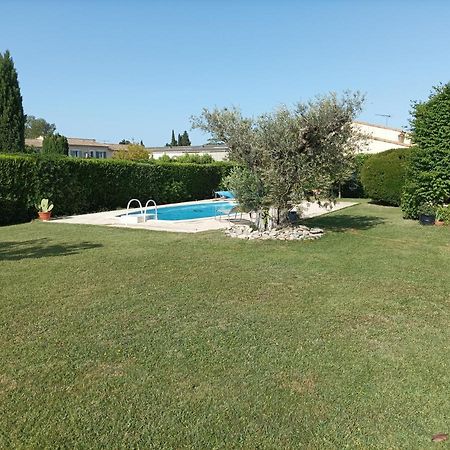 Chambre D'Hote Au Coeur Des Alpilles Mouries Exterior foto